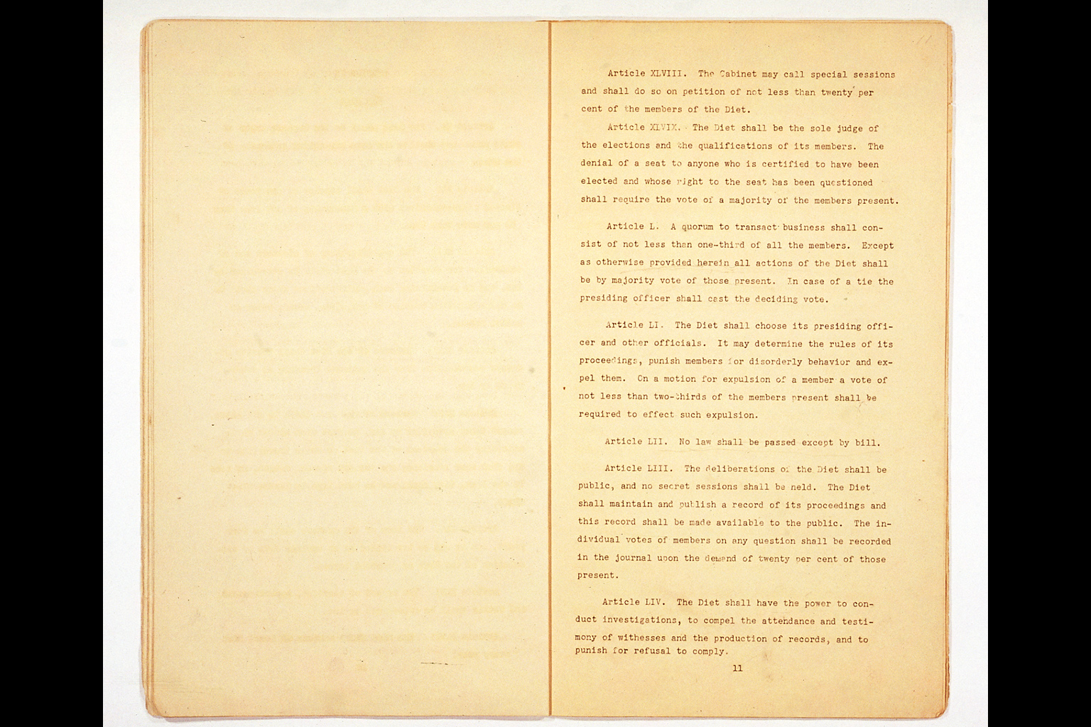 Constitution of Japan (GHQ Draft)(larger)